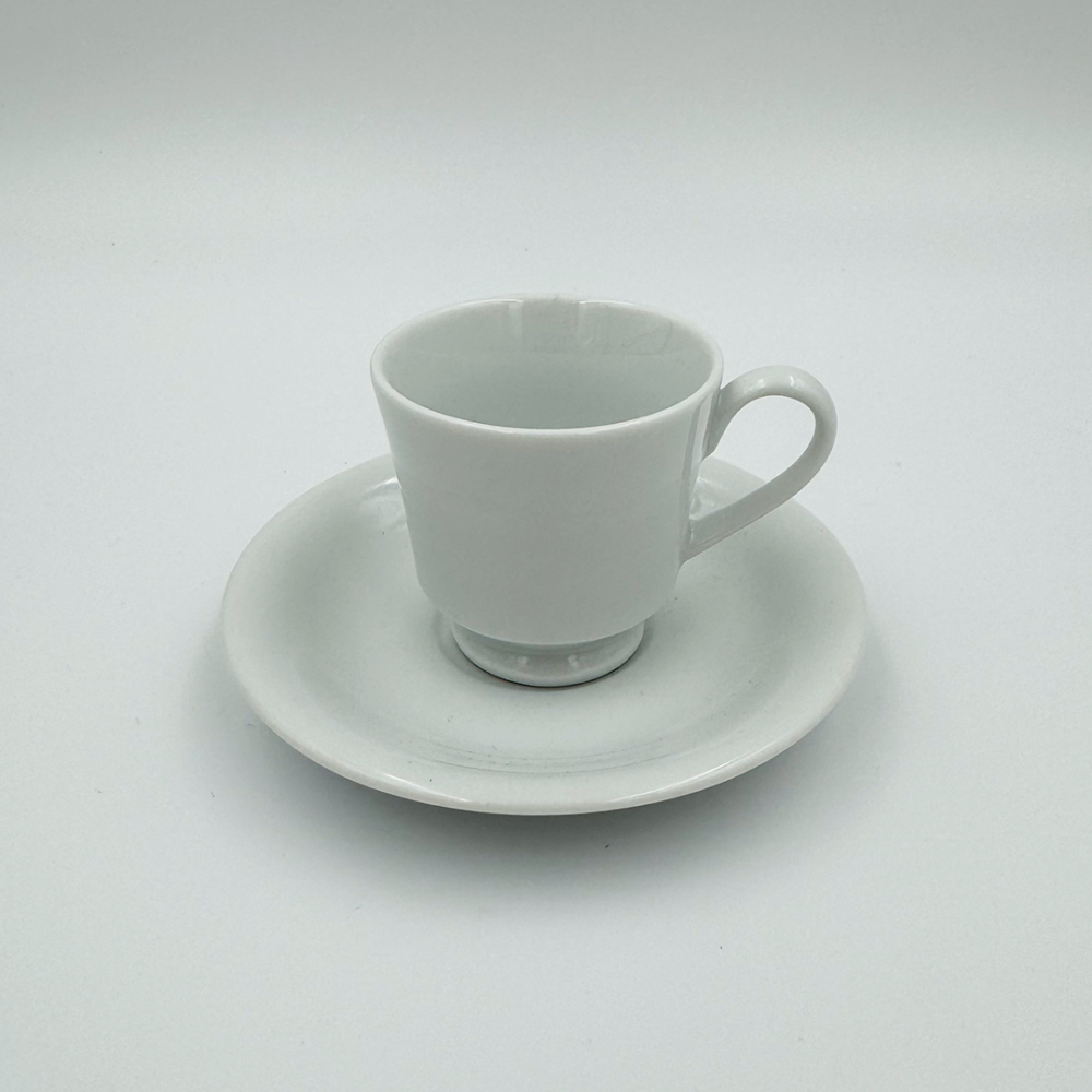 Xícara de Café Lisa Branca